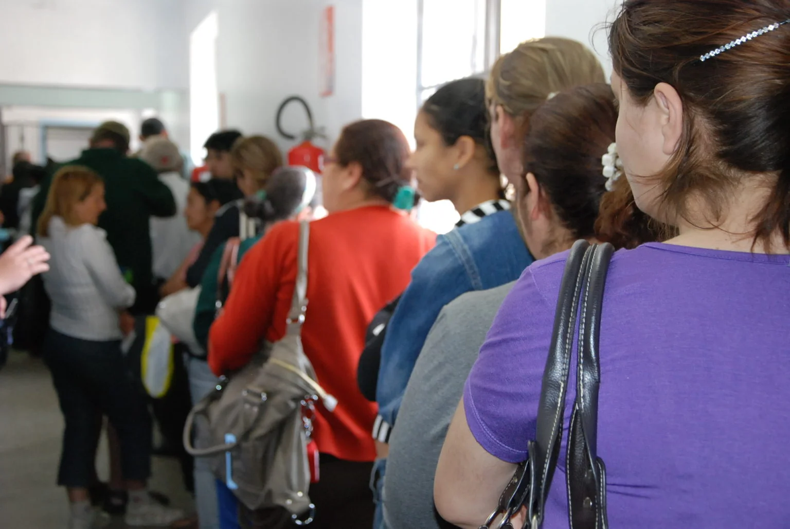 Filas no SUS: parceria com hospitais privados é alívio emergencial não solução