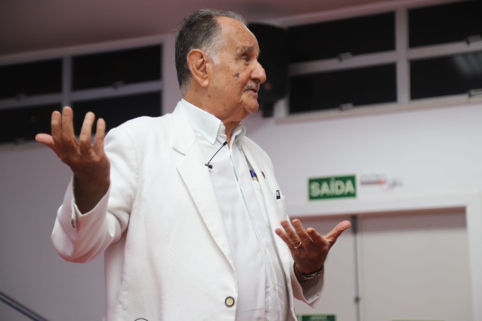 Emoção toma conta da Assembleia Geral da LBCC com a despedida do médico Aristides Maltez Filho