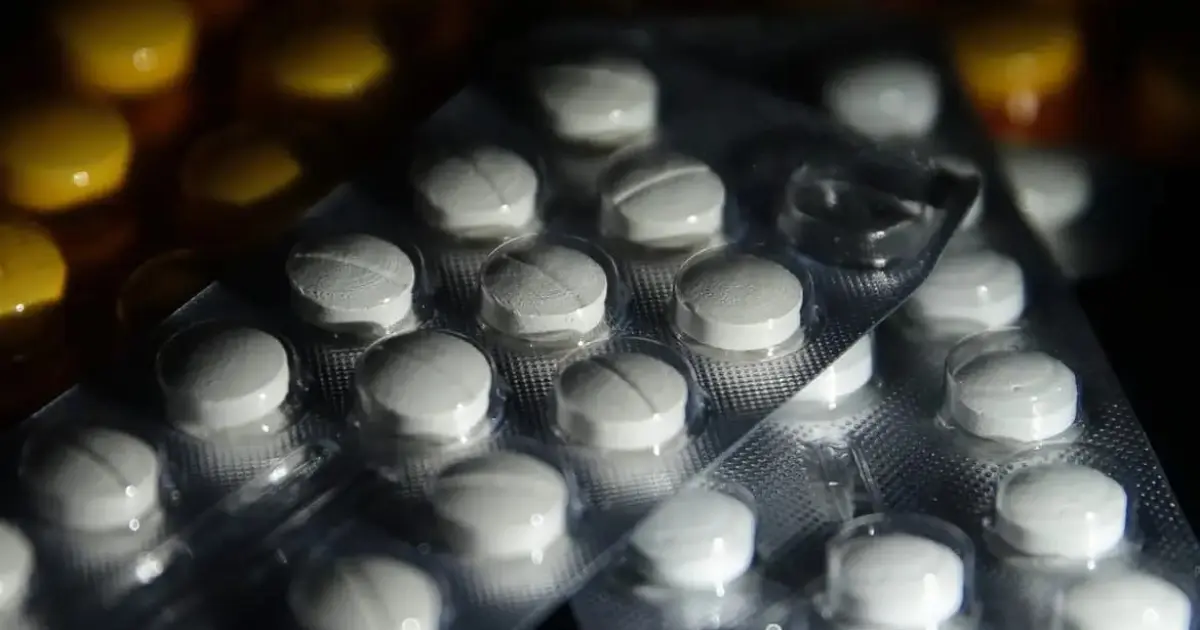 Estudo sueco indica que antidepressivos podem acelerar declínio cognitivo de pacientes com demência