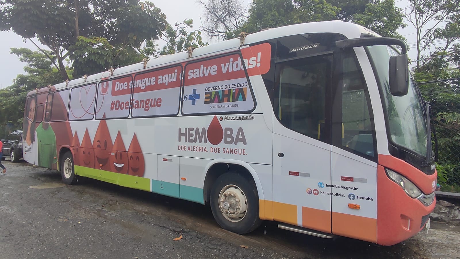 Unidade móvel da Hemoba realiza coleta de sangue no Hospital Ortopédico do Estado da Bahia n