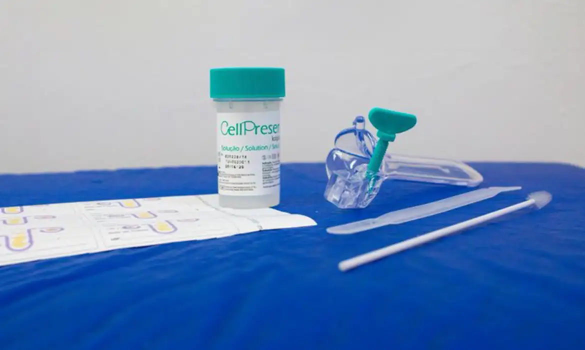 SUS conta com novo teste para detectar câncer de colo do útero