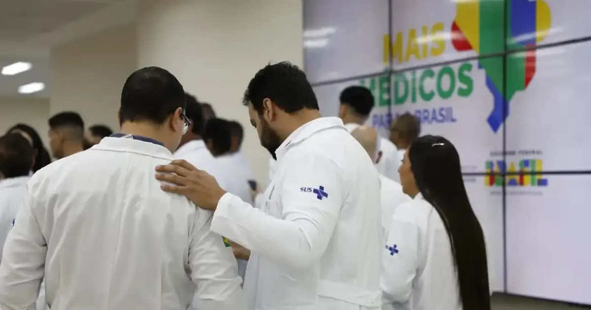 Governo anuncia supervisão rigorosa para cursos de medicina com baixo desempenho no Enamed